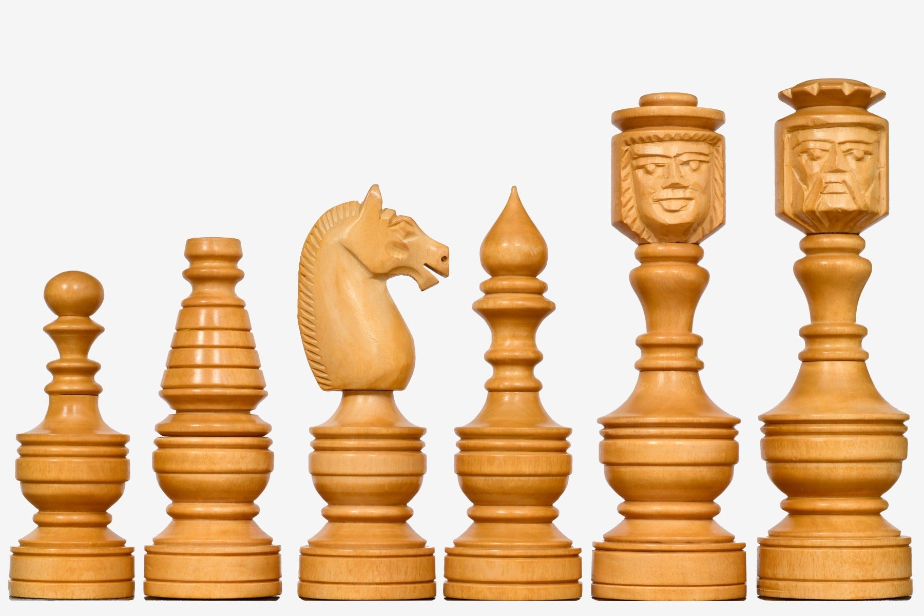 Boxwood and bud rosewood Staunton chess pieces, 130mm king