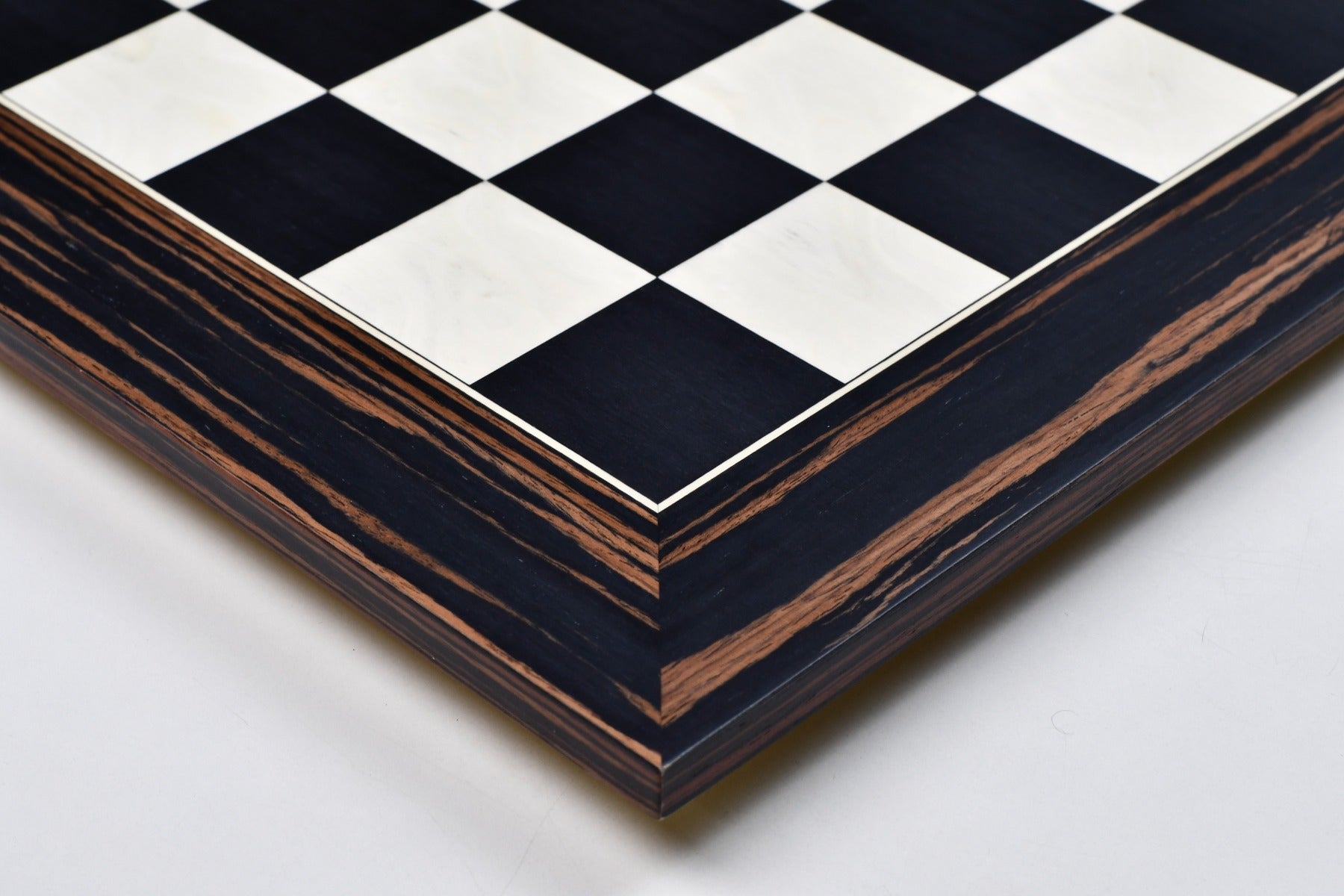 Black dyed poplar and white erable veneer chess board, 60cm with 60mm squares