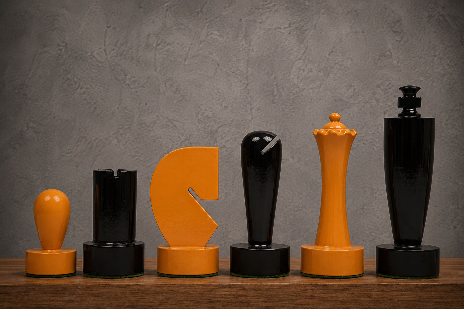 Sterling Chess Berliner Minimalist chess pieces in black and yellow painted boxwood, 95mm king