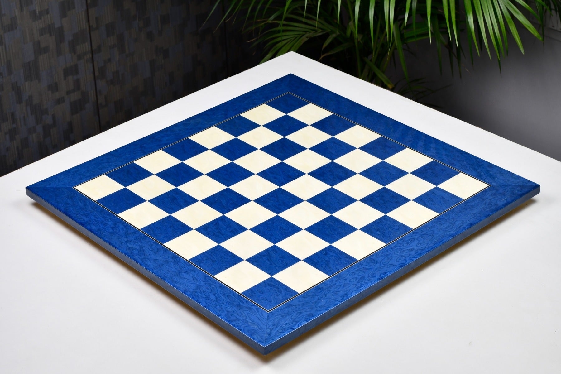 Blue ash burl veneer chess board, close detail of the burl figure