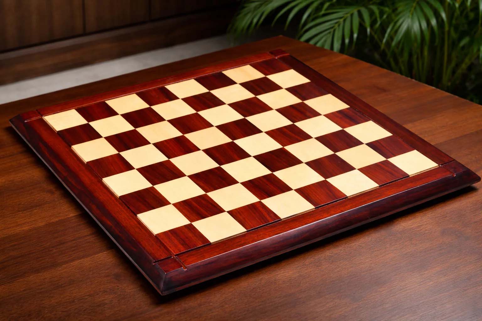 Deluxe Indian bud rosewood and maple hi-gloss chess board