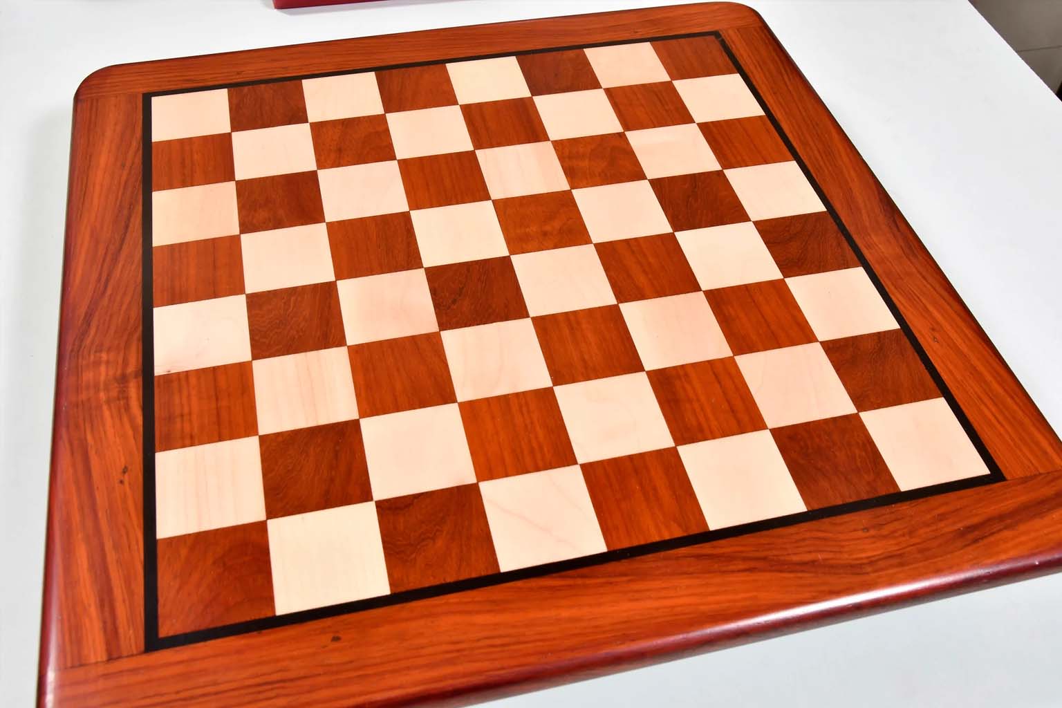 Indian bud rosewood and maple 18 inch chess board, Australia