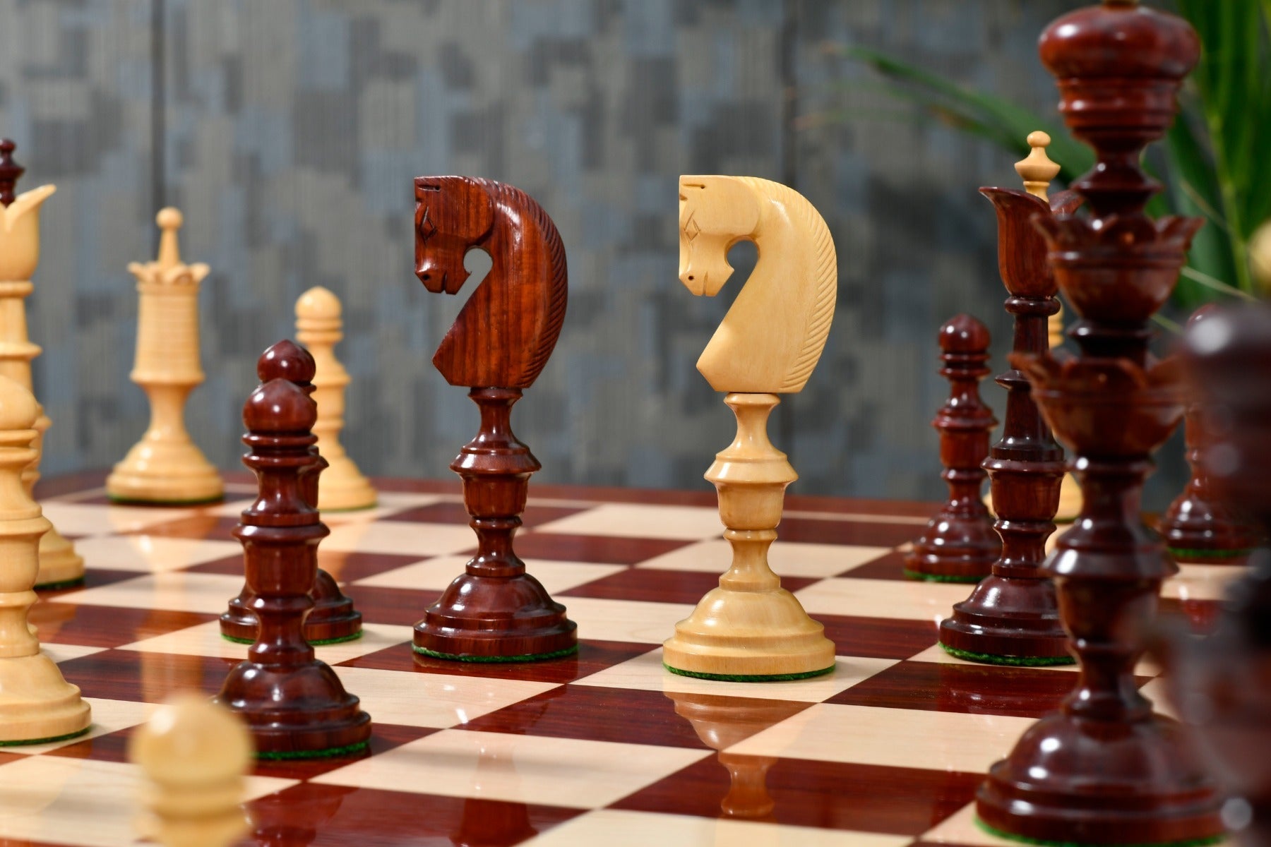 Reproduction Bud Rosewood wooden chess pieces, 151mm king, Australia