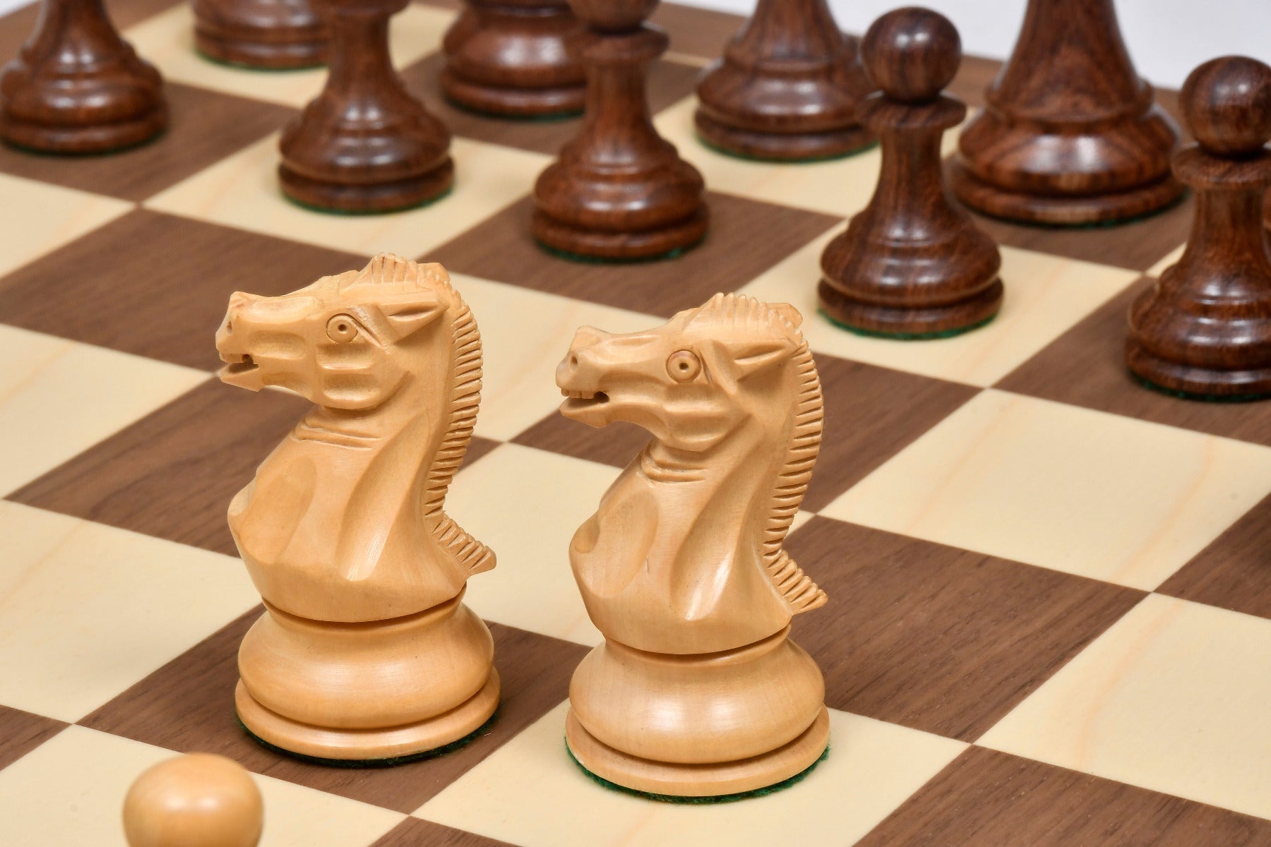 Pro Tournament Staunton chess pieces, sheesham and boxwood, hand carved in India