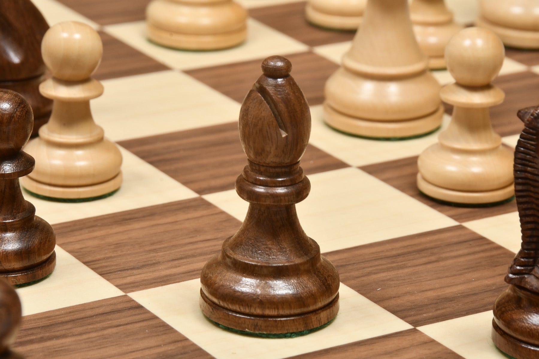 American Staunton weighted tournament chess pieces in sheesham boxwood, Australia