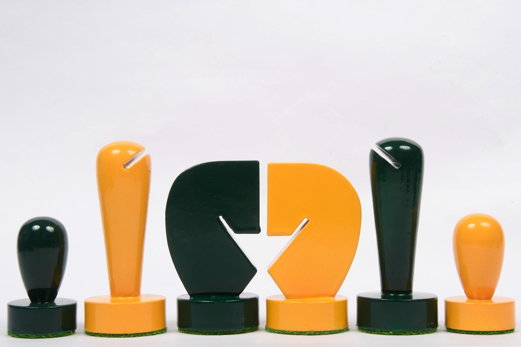 Green & Yellow Berliner Minimalist chess pieces with a 33mm king base