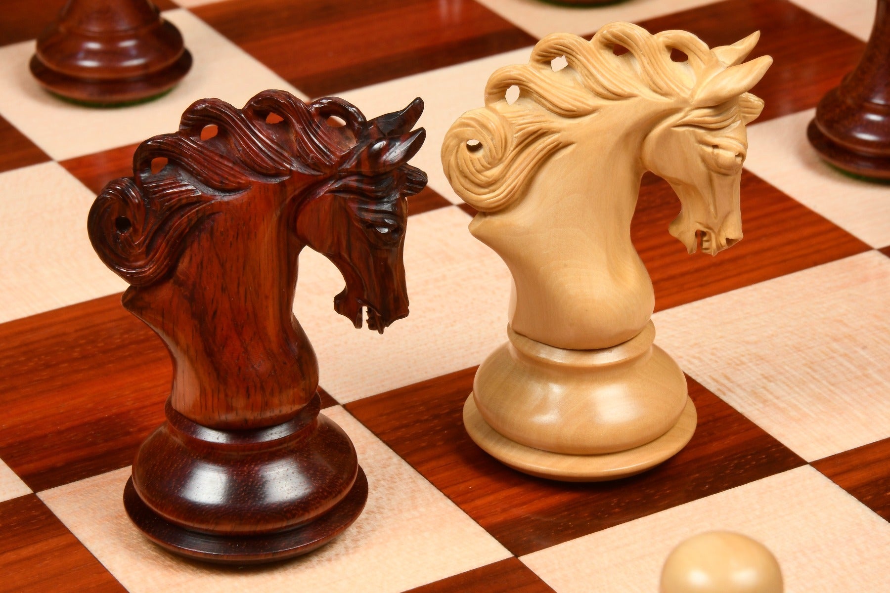 Pegasus Series Artisan V2.0 chess set at 118mm, Bud rosewood pieces with the included board