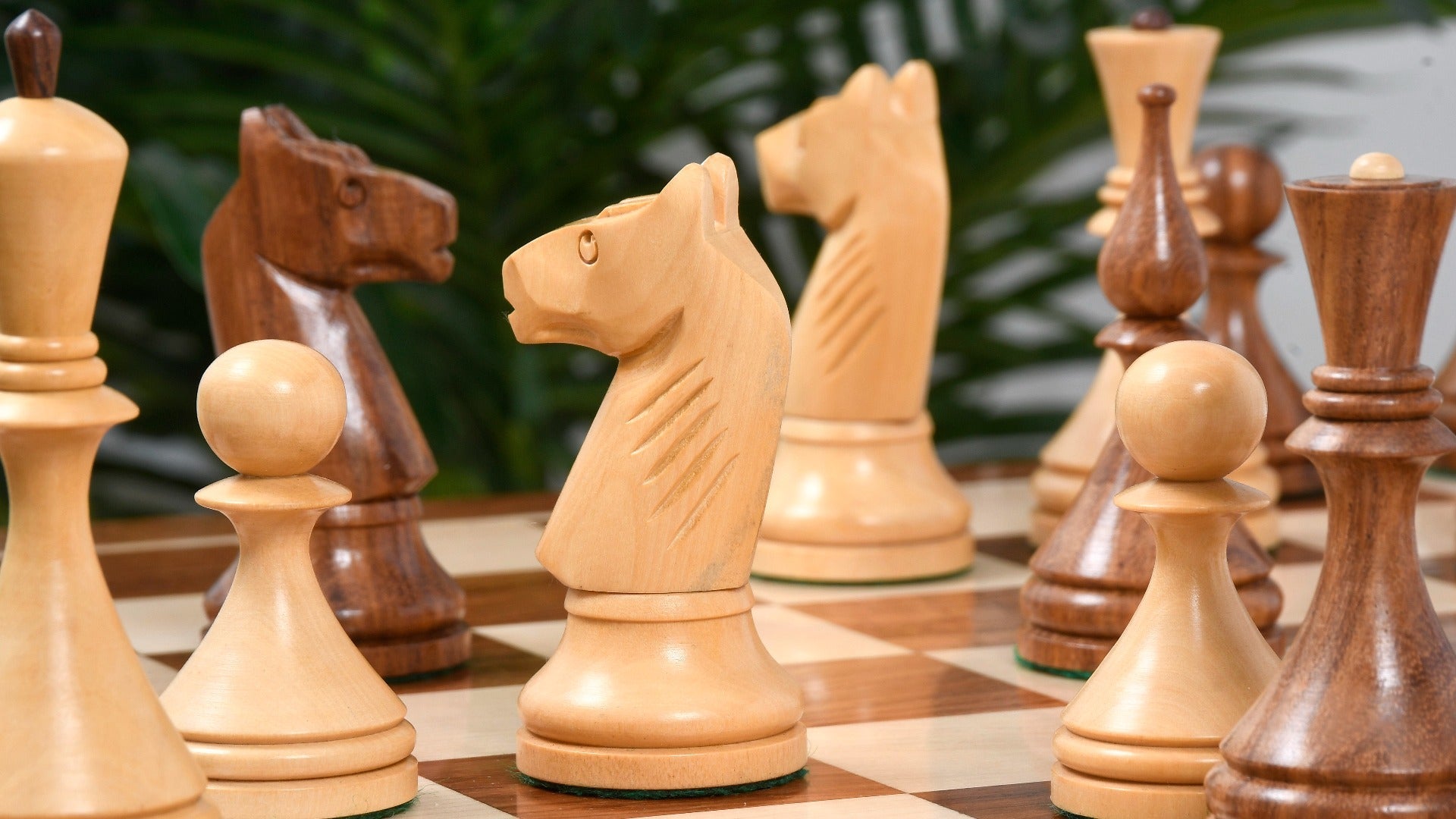 1961 Soviet Baku chess set, 53cm board, sheesham and boxwood, hand carved in India