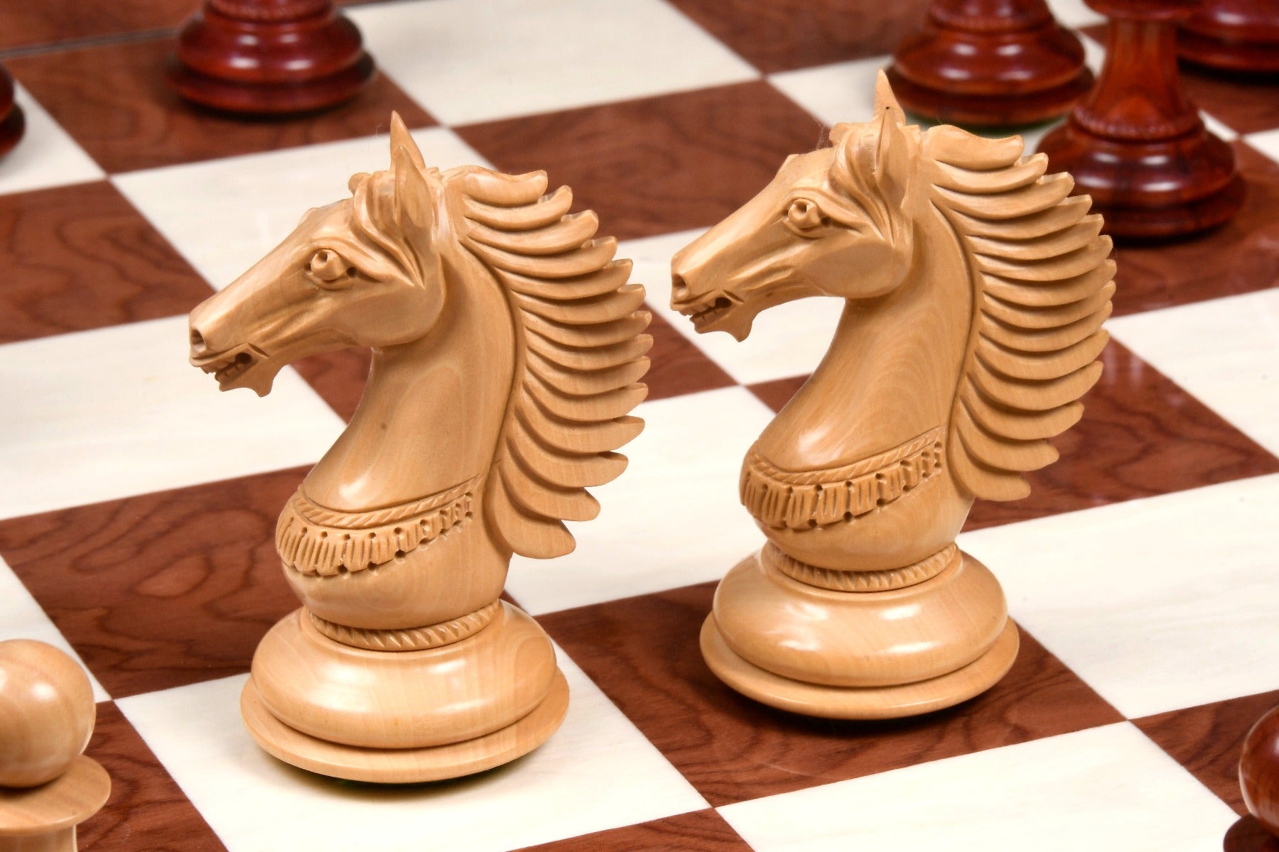 CB Mustang Series wooden chess pieces, 113mm king, Bud rosewood finish