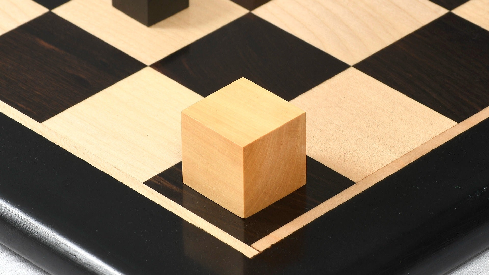 Full 1924 Bauhaus Geometrical chess set with board, Sterling Chess Australia