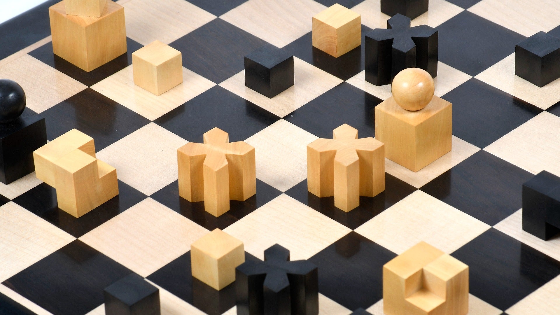 1924 Bauhaus Geometrical wooden chess pieces, 49mm king, Ebonised finish