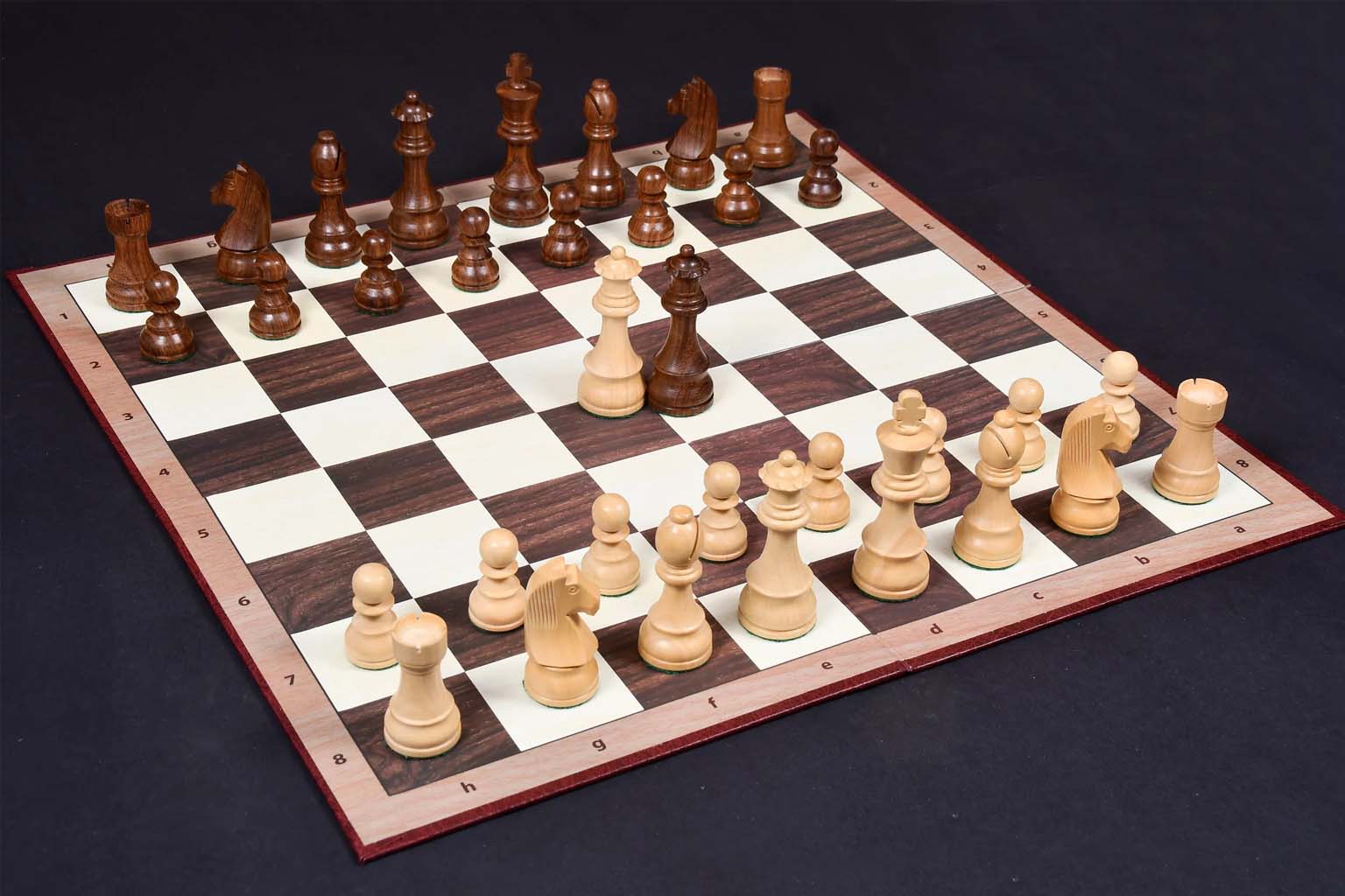 Tournament Staunton German Knight Sheesham chess pieces, weighted with green felt bases