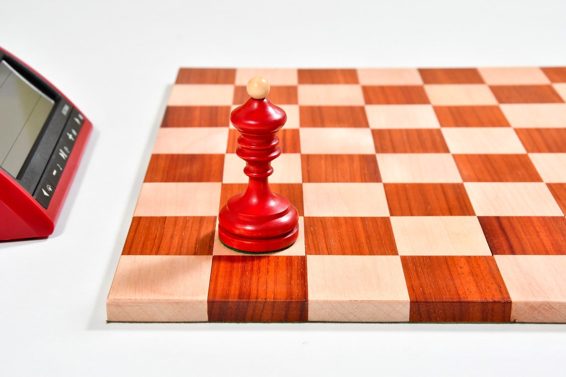 Folding bud rosewood and maple chess board, edge view