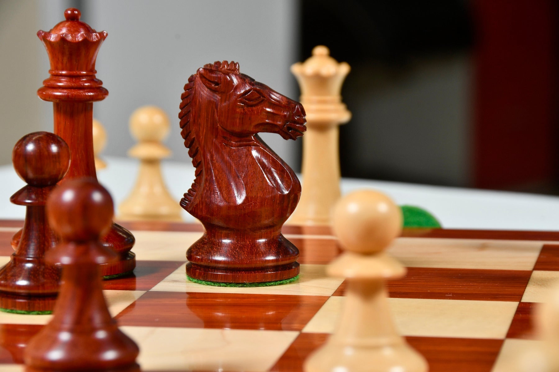 GM Blitz Edition Staunton chess pieces, bud rosewood and boxwood, hand carved in India