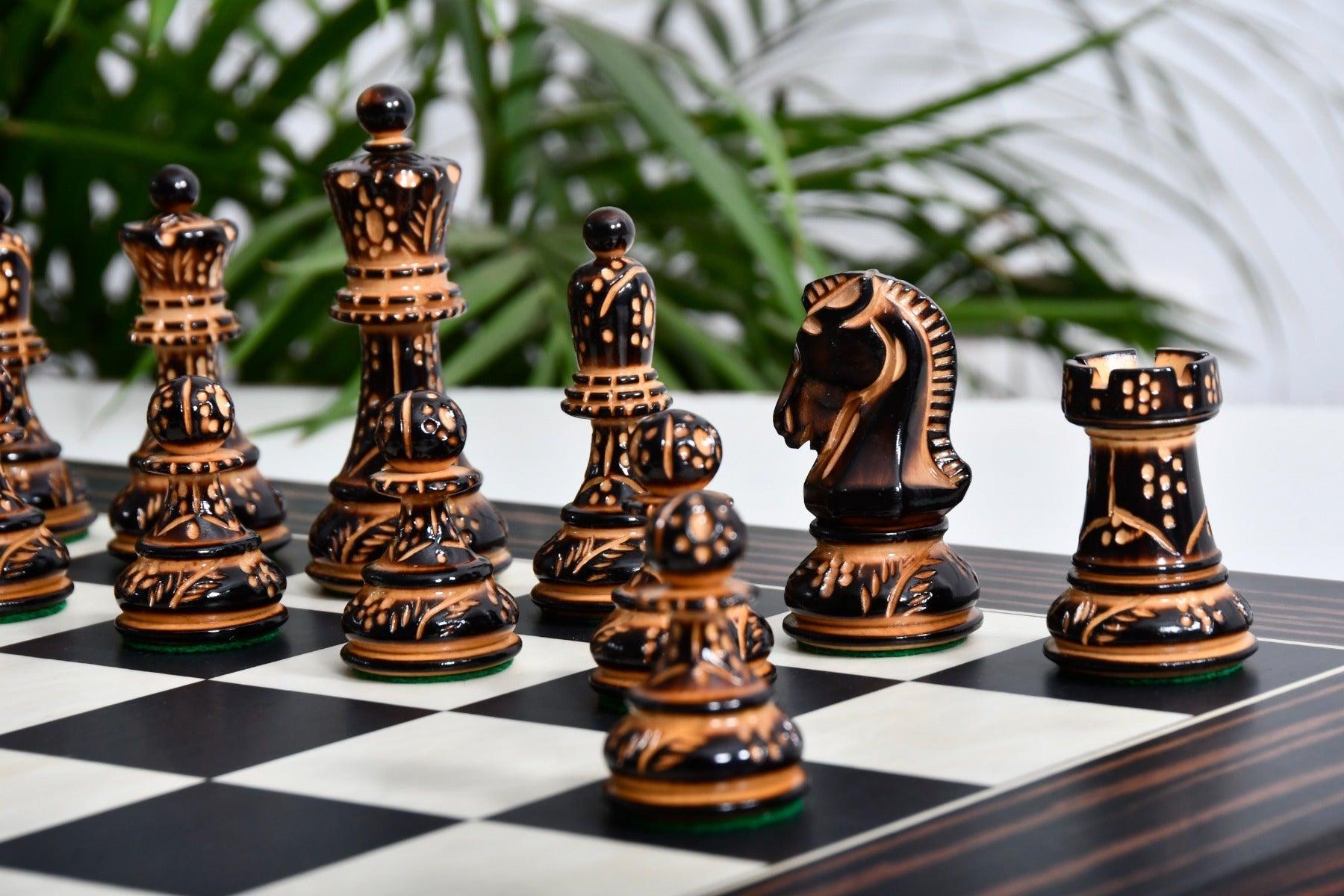 1950 Dubrovnik chess set with 55cm black dyed poplar and white erable board