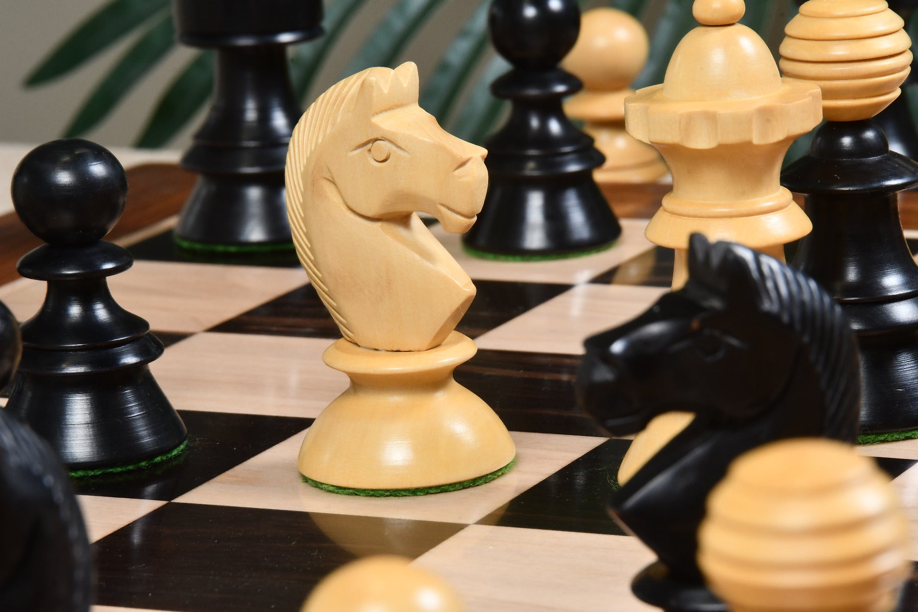 Full 34 piece Austrian Coffee House Old Vienna chess pieces in ebonised and natural boxwood, Sterling Chess Australia