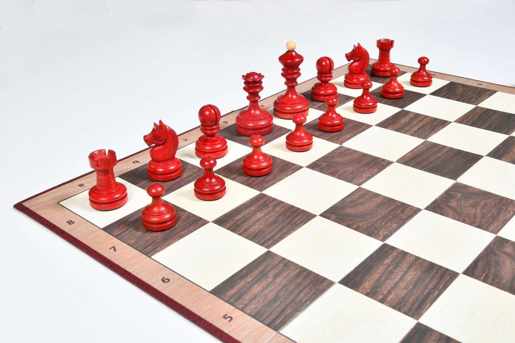 Knubbel Analysis 74mm chess pieces in stained crimson and natural boxwood