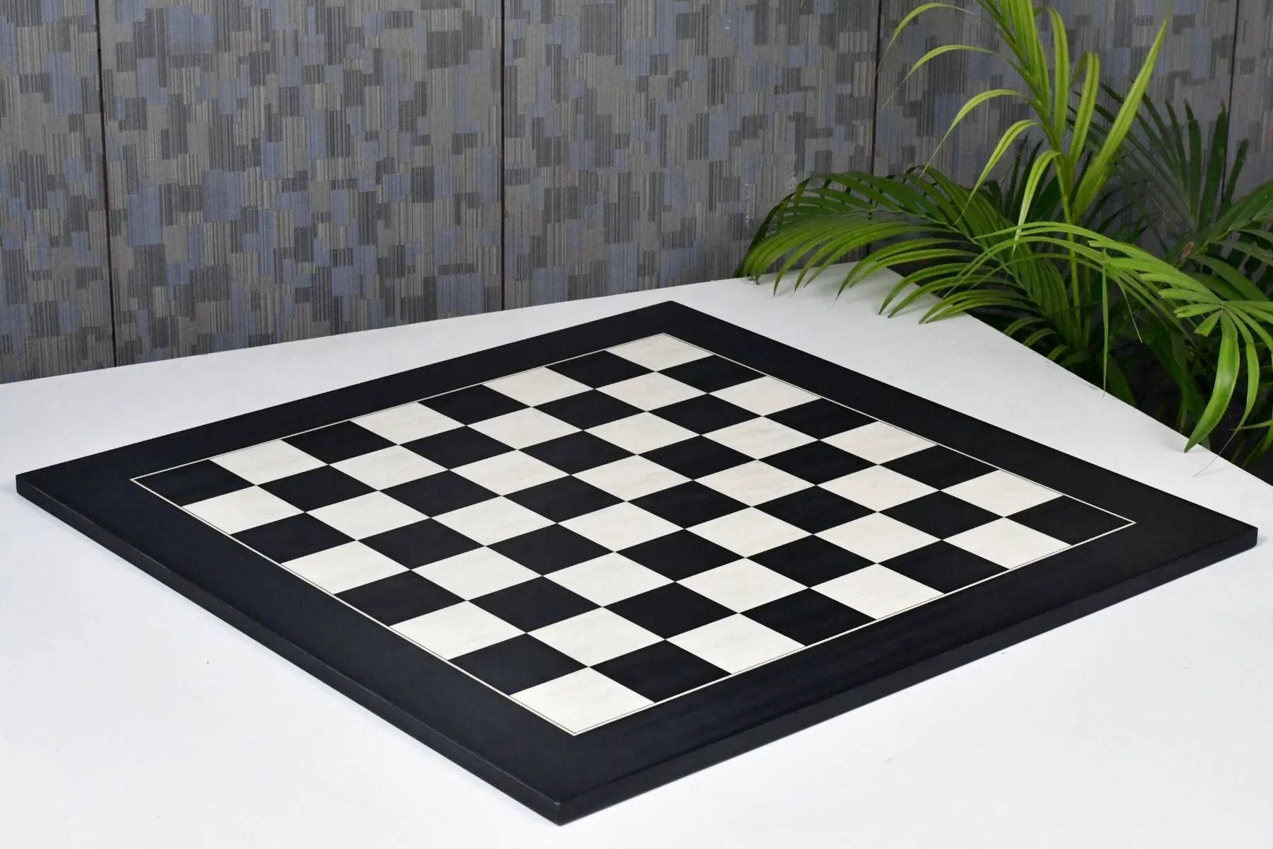 Chess Bazaar Mustang Series Chess Pieces (Ebony/Boxwood) With 60cm Black Anigre & Maple Chess Board