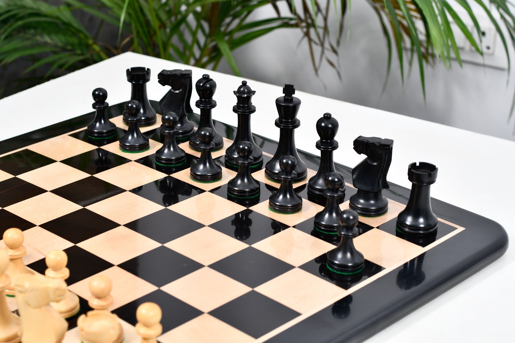 Old Vintage English wooden chess pieces, 98mm king, Ebonised finish