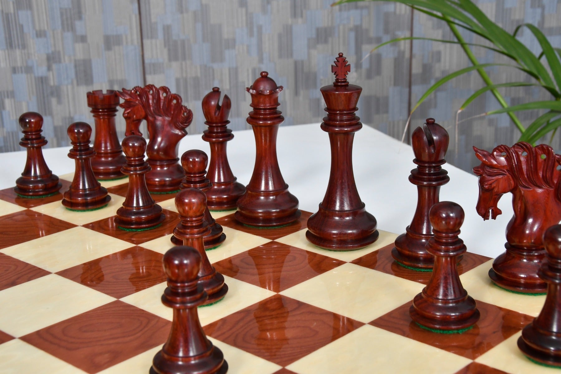 Triple weighted bud rosewood Pegasus pieces, 47mm king base, with the 48cm red ash burl and maple board