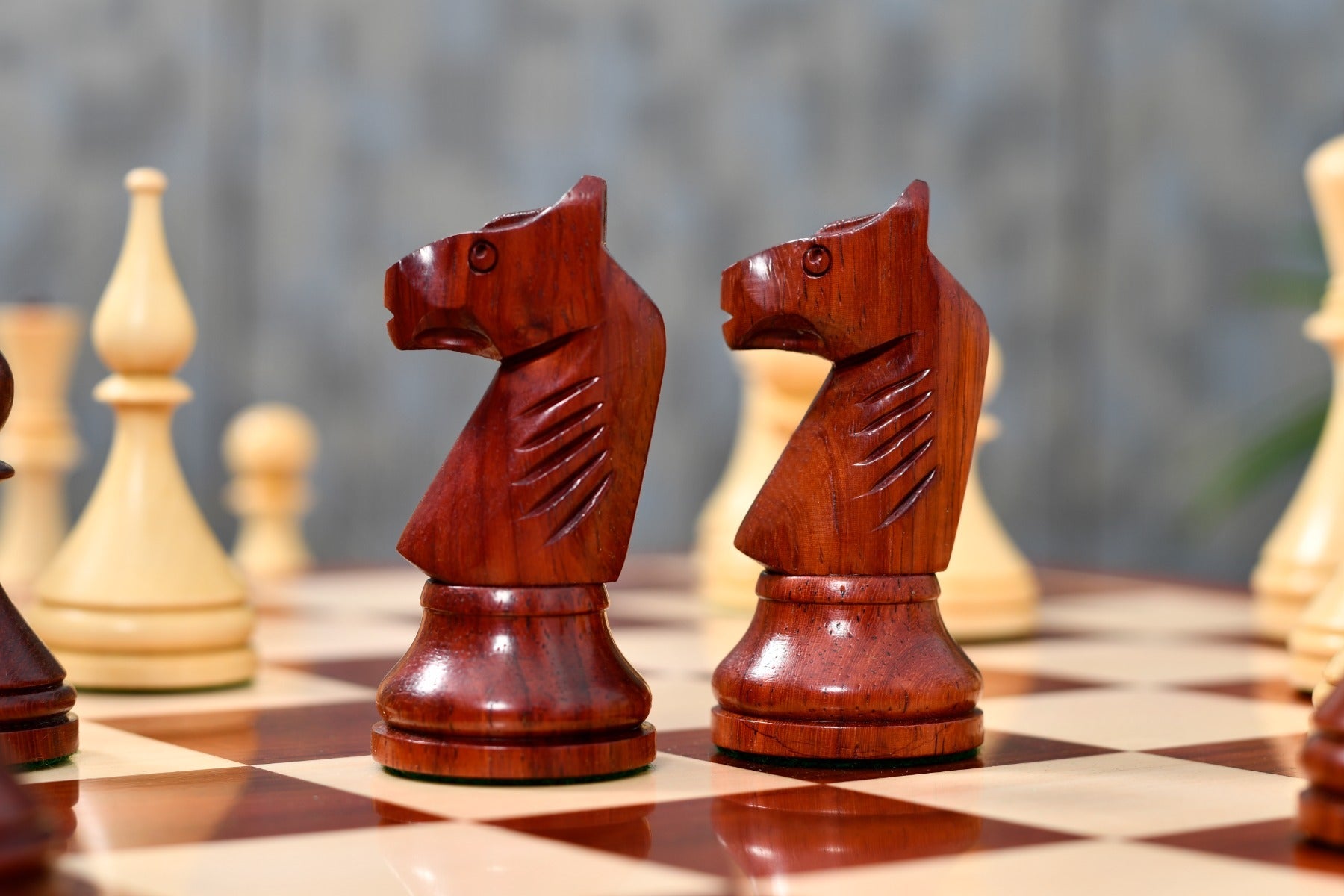 1961 Soviet Baku wooden chess pieces, 103mm king, bud rosewood finish