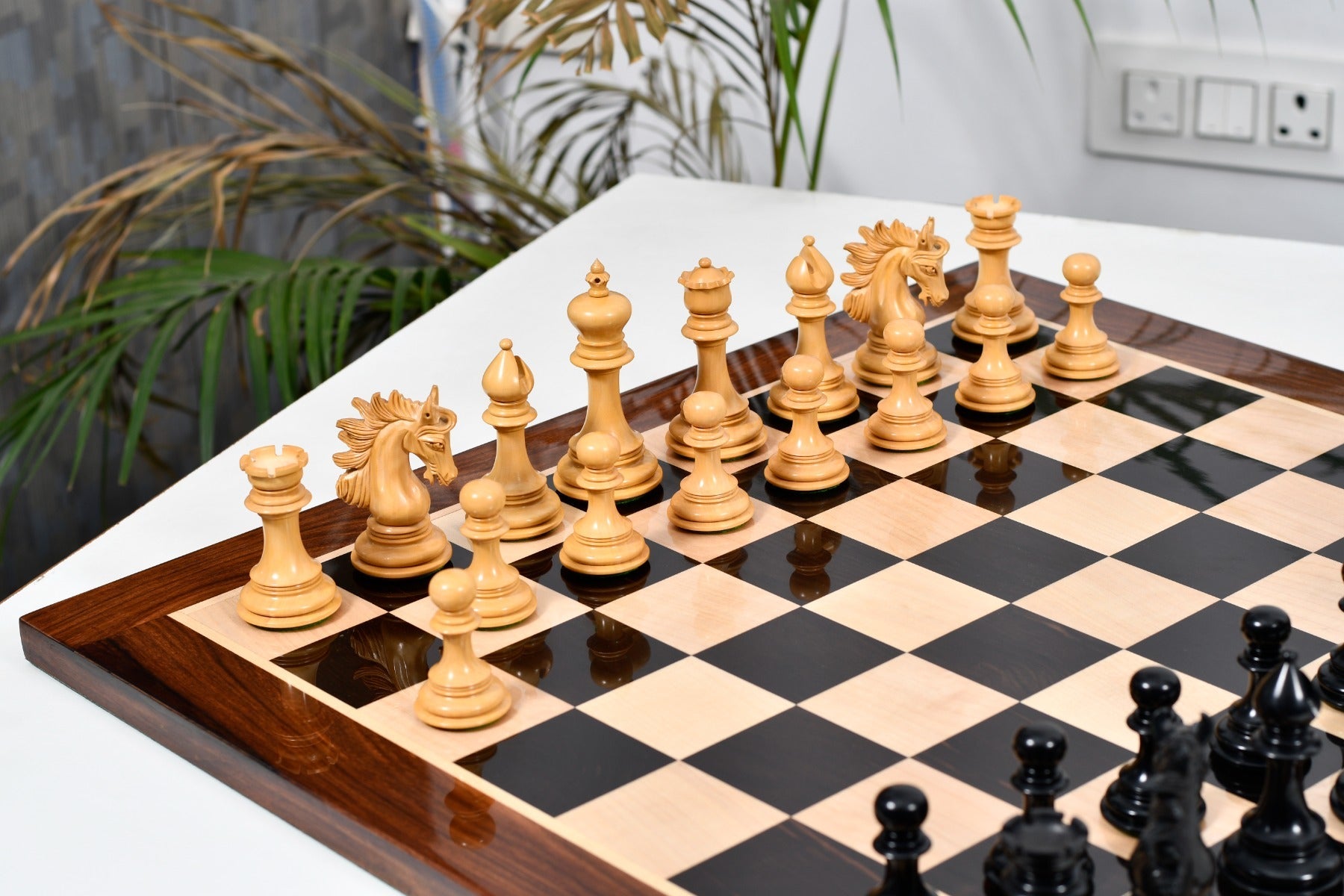Full 34 piece Arabian Knight Artisan Staunton chess pieces in genuine ebony and boxwood, Sterling Chess Australia