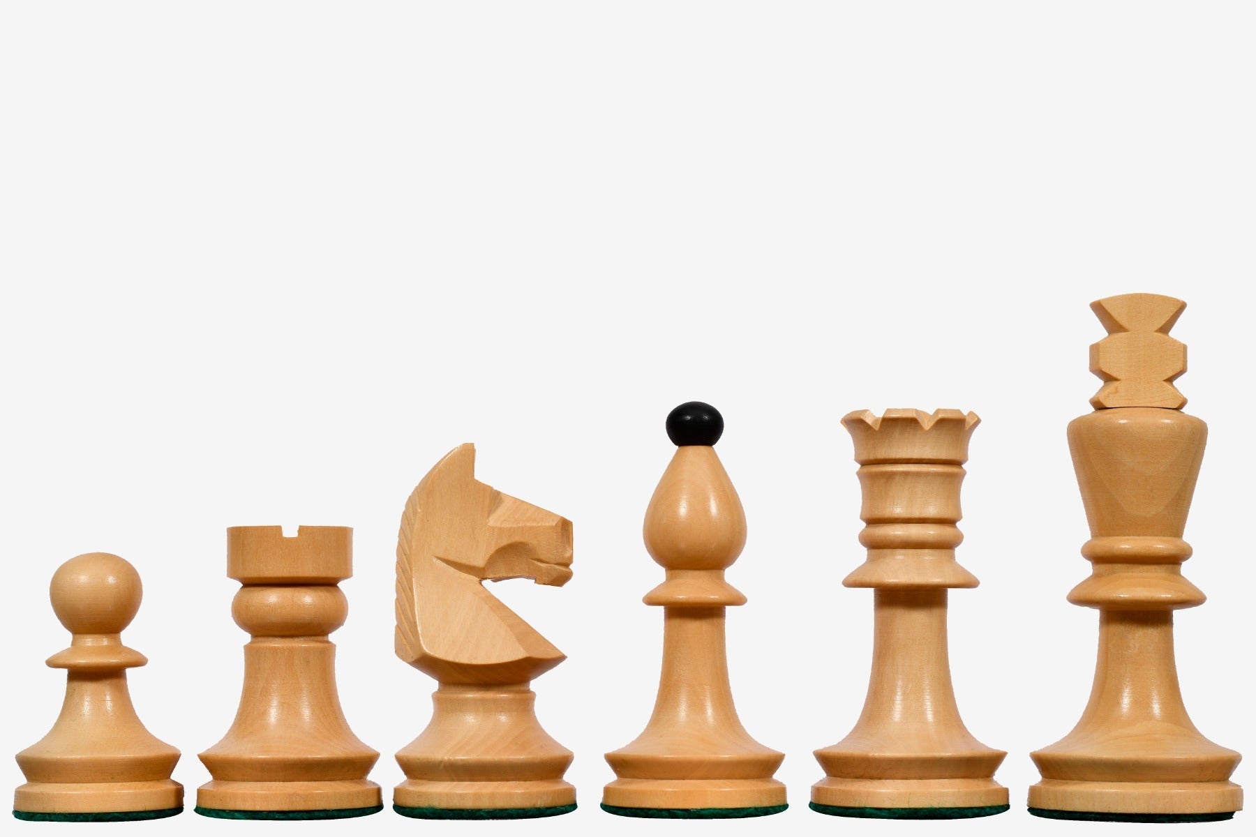 Ebonised chess pieces with a 98mm king and weighted felted bases