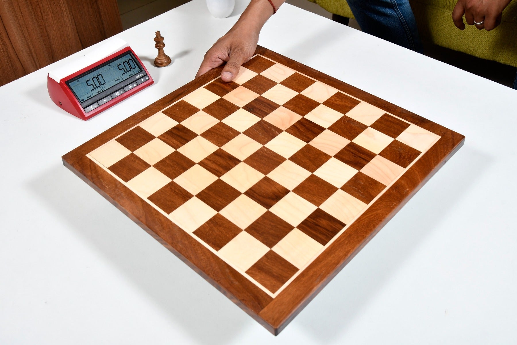 Sheesham and maple 14.5 inch chess board, edge view