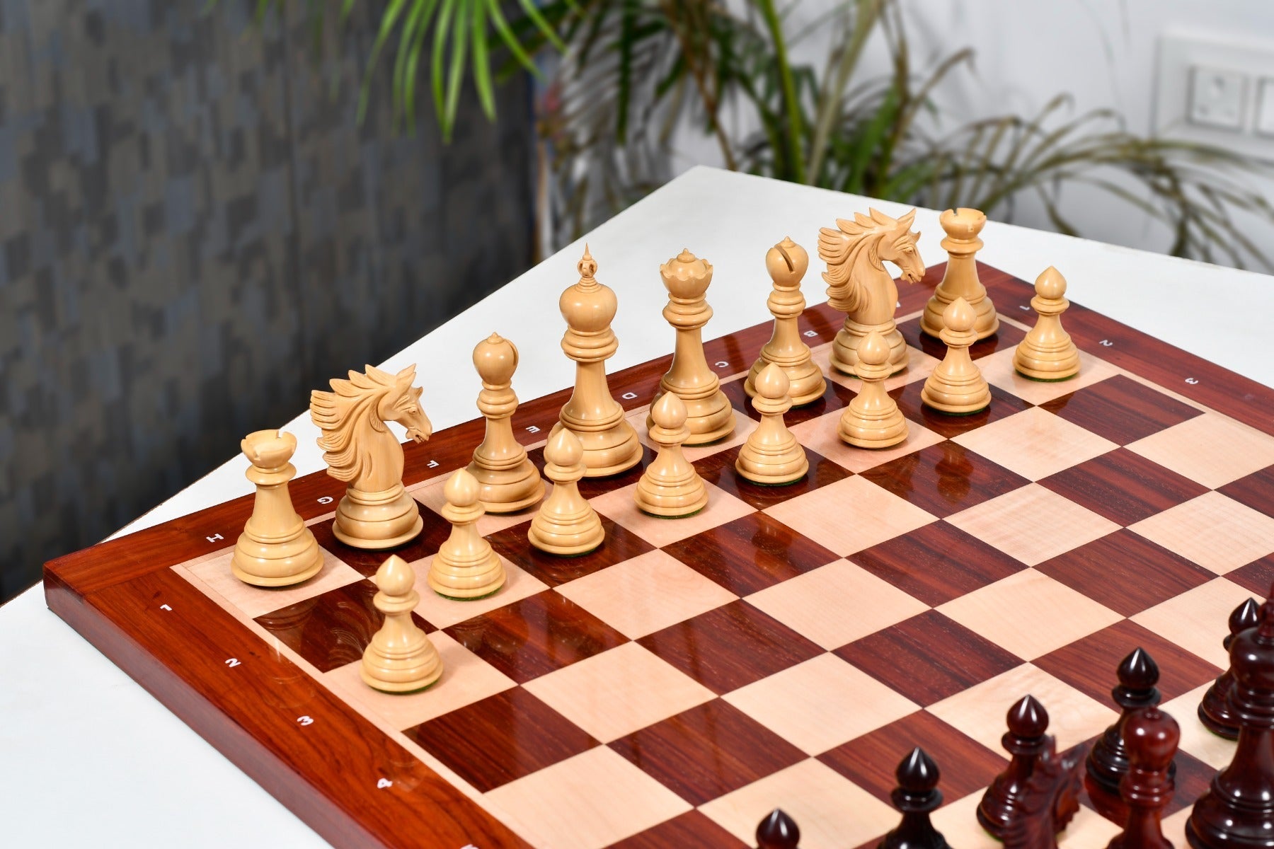 Sher E Punjab Series wooden chess pieces, 117mm king, Bud rosewood finish