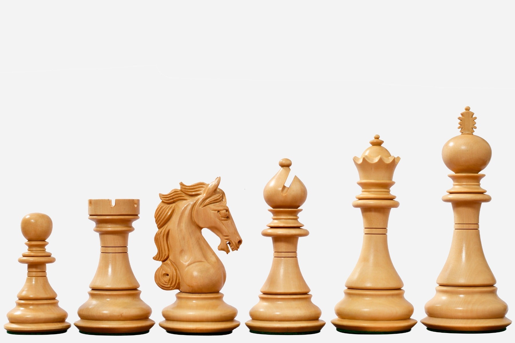 Bud Rosewood Staunton chess pieces with a 115mm king, hand carved in India