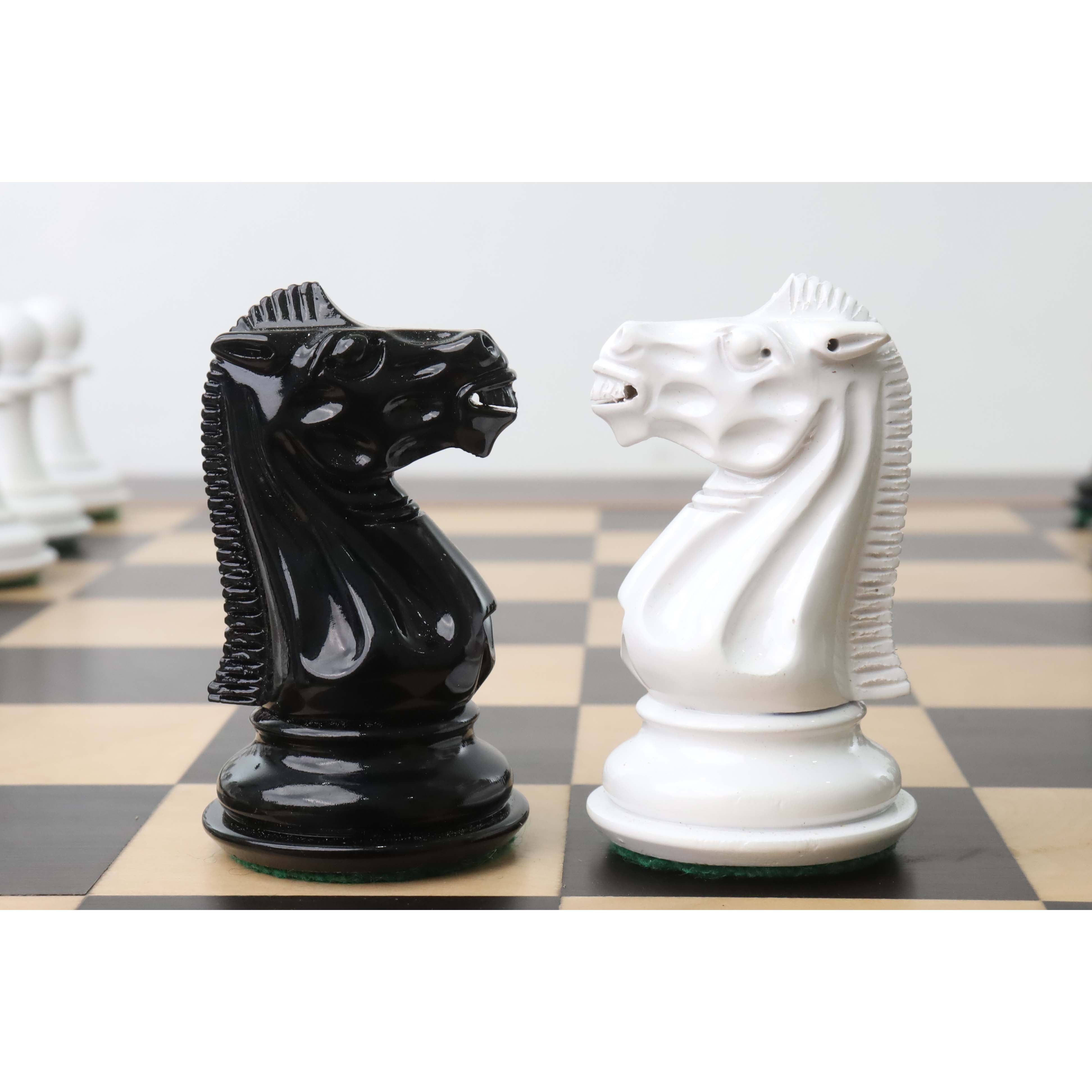 1940s' Soviet Reproduced Lacquered Boxwood 102mm Chess Pieces